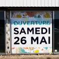Adhésifs imprimés grands formats sur vitrine provisoire